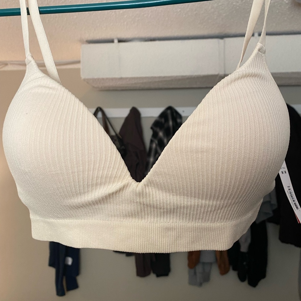 Brand: Joe Fresh, Beige and size medium.